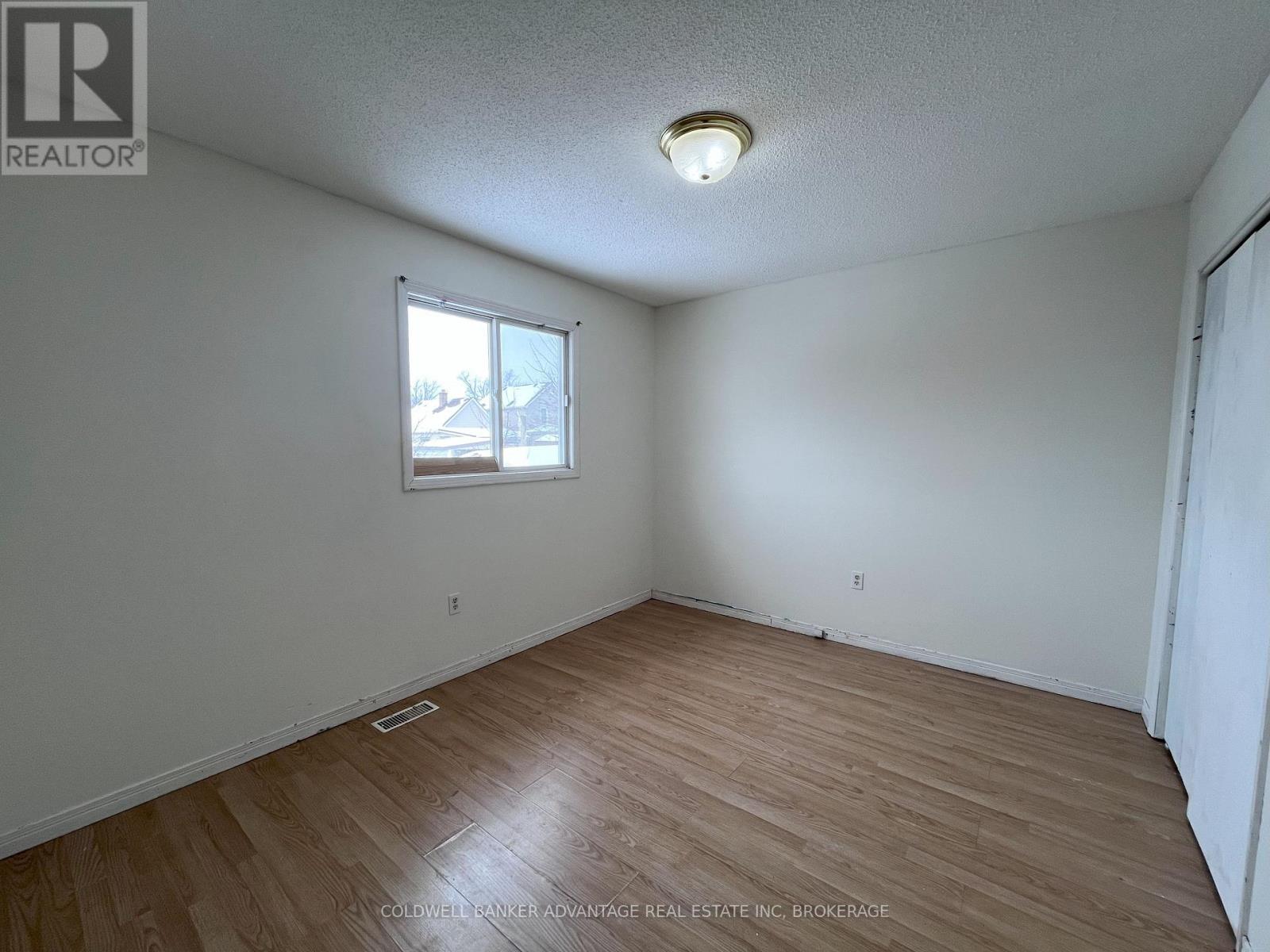 86 Commercial Street, Welland, Ontario  L3B 5Y9 - Photo 10 - X12511666