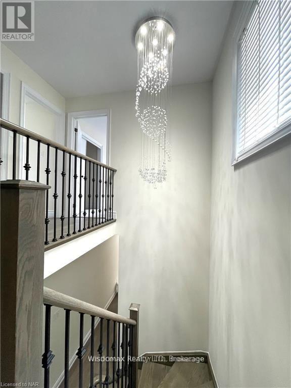 7729 Hackberry Trail, Niagara Falls, Ontario L2H 3R5 - Photo 14 - X12511854