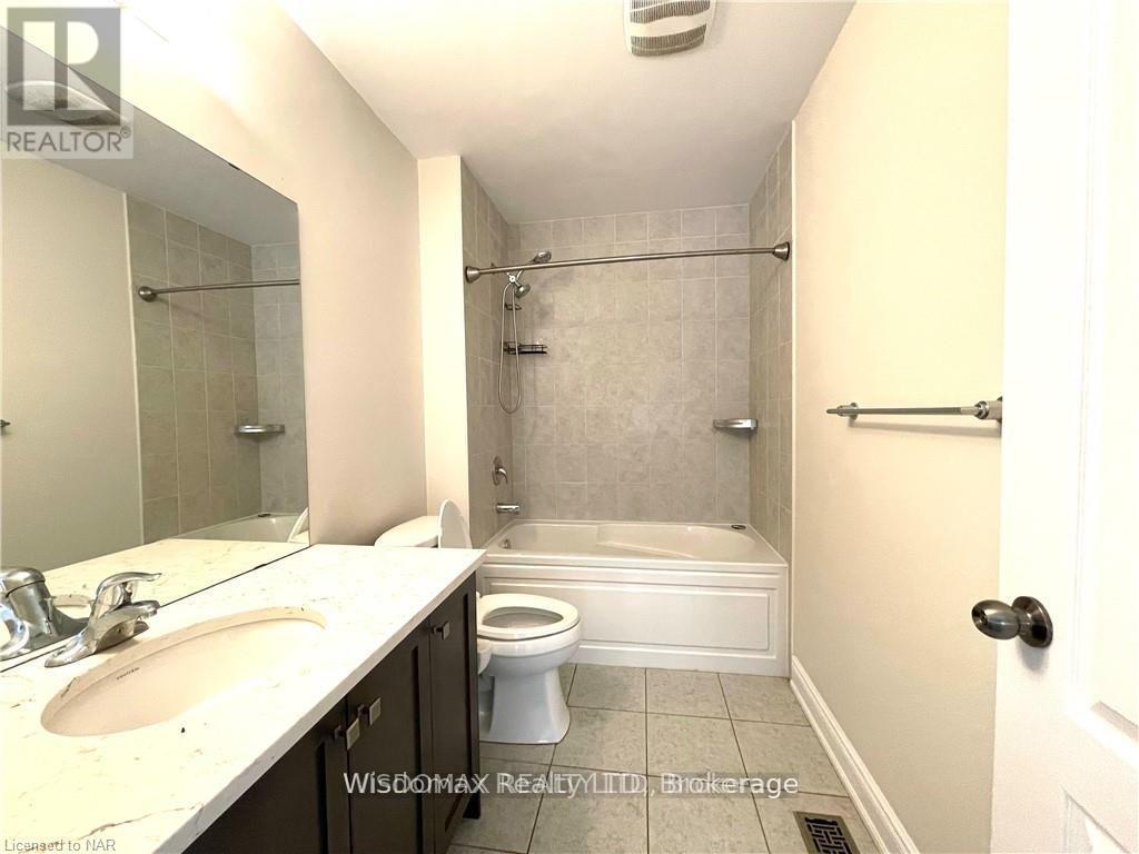 7729 Hackberry Trail, Niagara Falls, Ontario L2H 3R5 - Photo 18 - X12511854