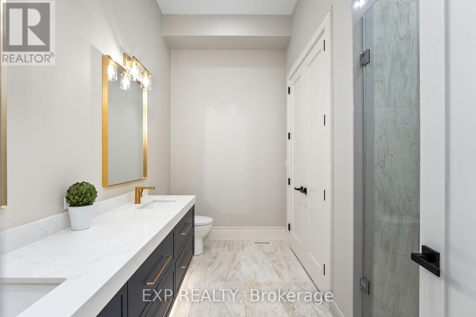 98 Mcrae Beach Road S, Georgina, Ontario L0E 1N0 - Photo 22 - N12479928