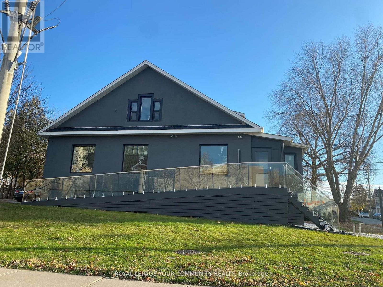 2ND FLR - 53 PROSPECT STREET, Newmarket, Ontario