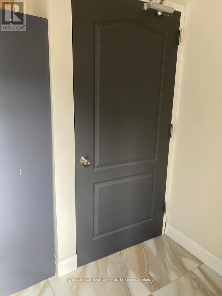 2nd Flr - 53 Prospect Street, Newmarket, Ontario  L3Y 3T1 - Photo 14 - N12511332