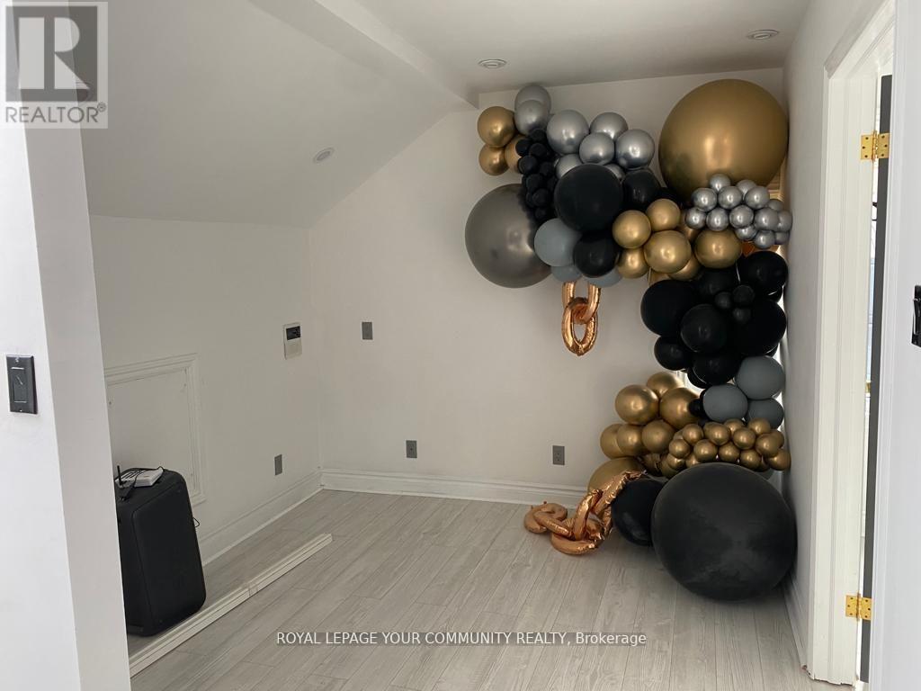 2nd Flr - 53 Prospect Street, Newmarket, Ontario  L3Y 3T1 - Photo 8 - N12511332