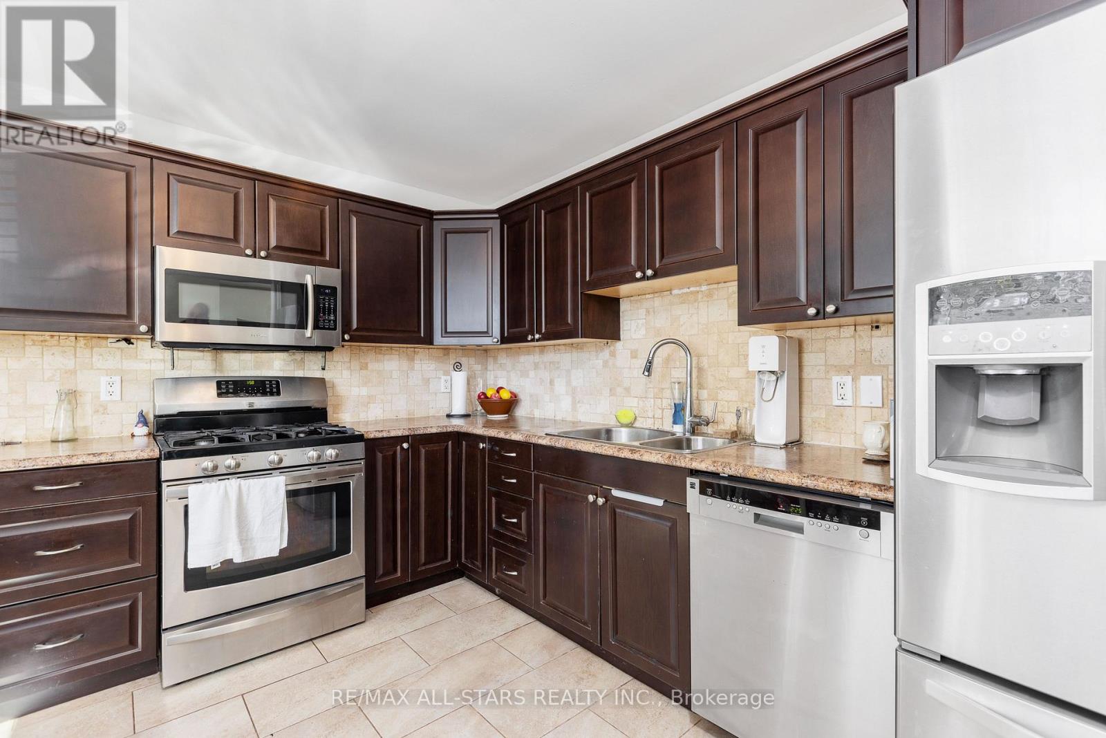 296 Terrace Drive, Georgina, Ontario  L4P 2Y8 - Photo 15 - N12511338