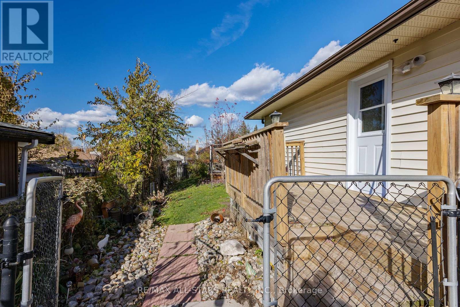 296 Terrace Drive, Georgina, Ontario  L4P 2Y8 - Photo 28 - N12511338