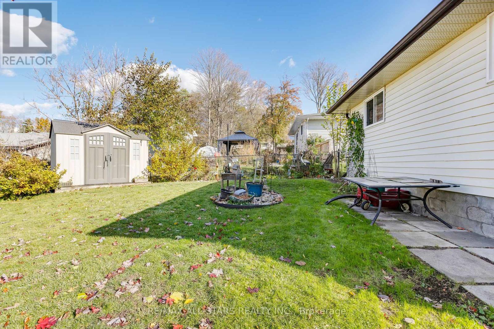 296 Terrace Drive, Georgina, Ontario  L4P 2Y8 - Photo 32 - N12511338