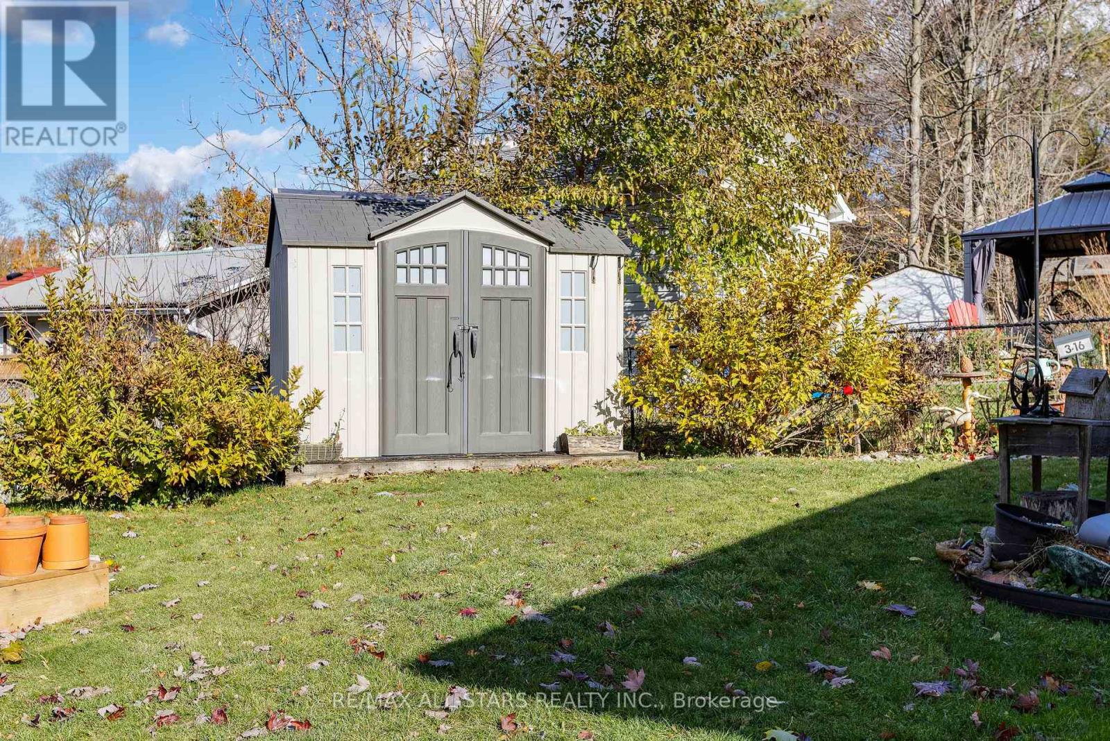 296 Terrace Drive, Georgina, Ontario  L4P 2Y8 - Photo 33 - N12511338