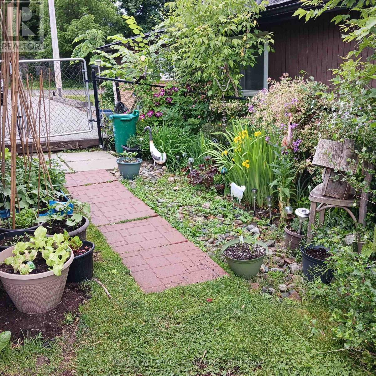 296 Terrace Drive, Georgina, Ontario  L4P 2Y8 - Photo 38 - N12511338