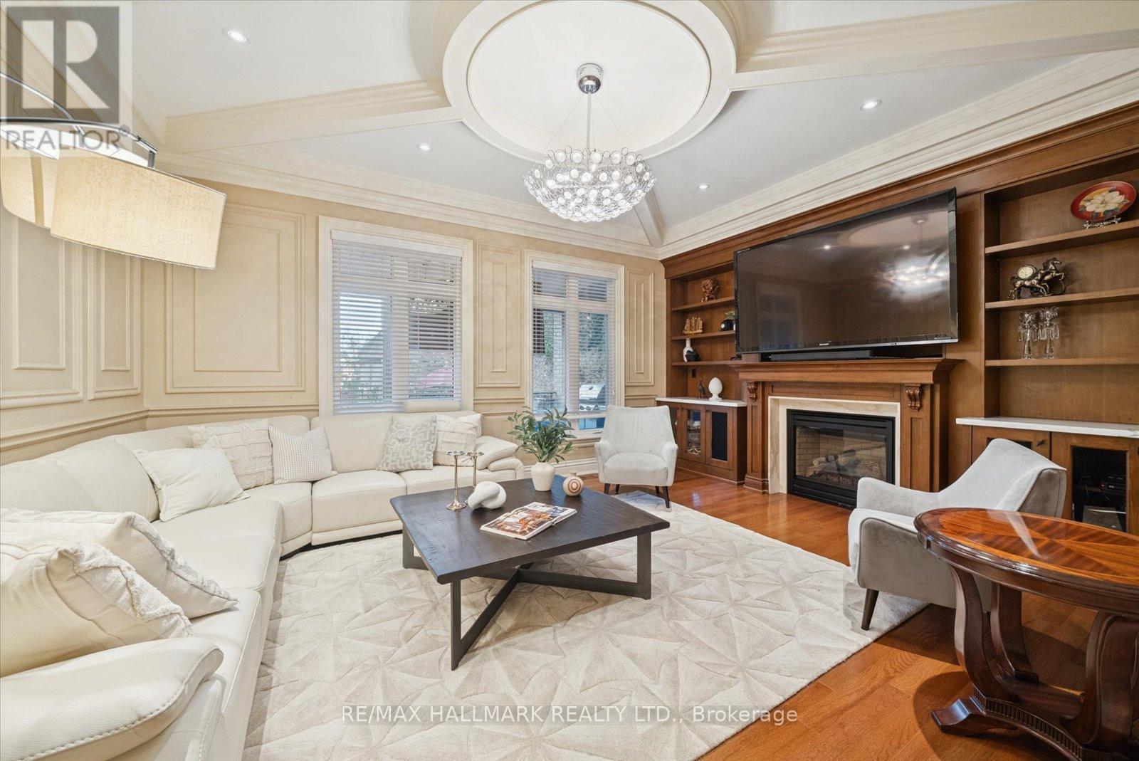 7 Toscanini Road, Richmond Hill, Ontario  L4E 2Y9 - Photo 15 - N12511390