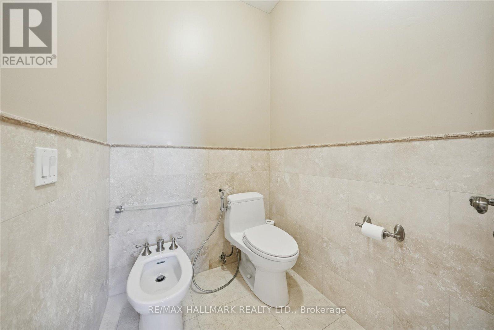 7 Toscanini Road, Richmond Hill, Ontario  L4E 2Y9 - Photo 28 - N12511390