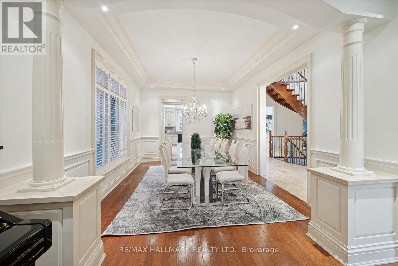 7 Toscanini Road, Richmond Hill, Ontario  L4E 2Y9 - Photo 6 - N12511390