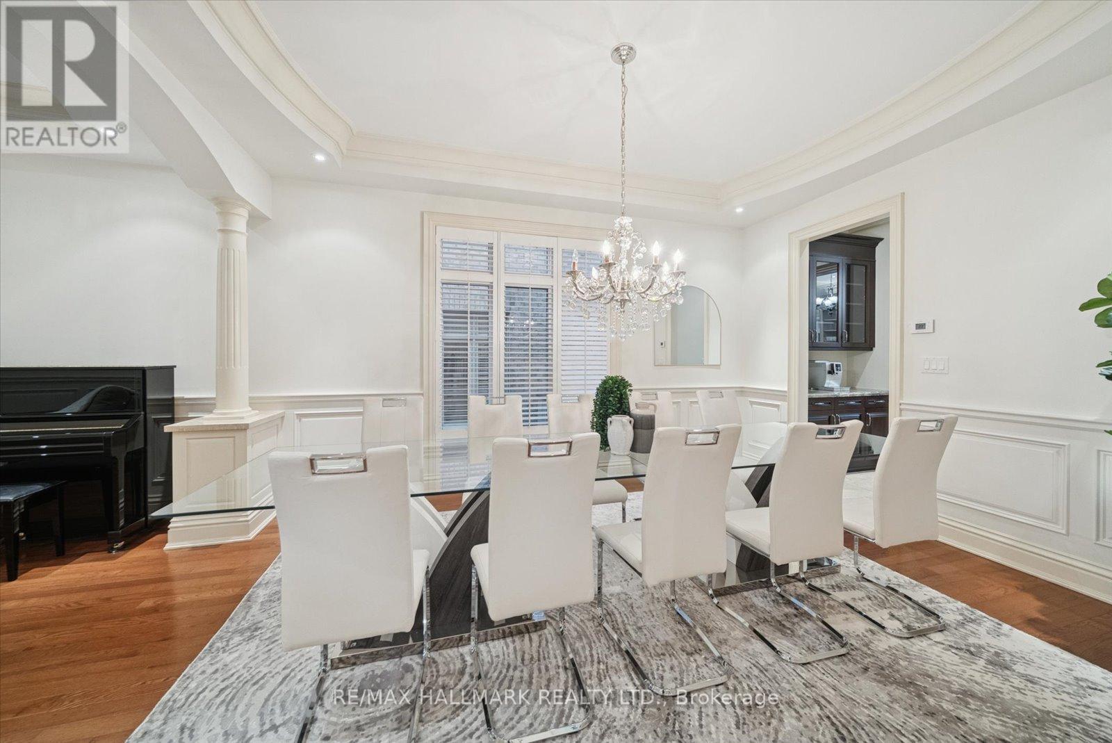 7 Toscanini Road, Richmond Hill, Ontario  L4E 2Y9 - Photo 7 - N12511390