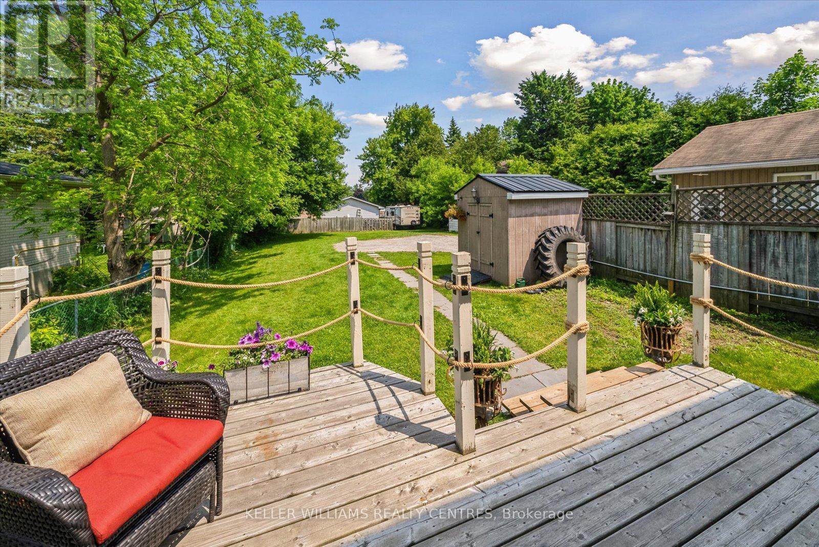 19277 Yonge Street, East Gwillimbury, Ontario  L9N 1L1 - Photo 27 - N12511502