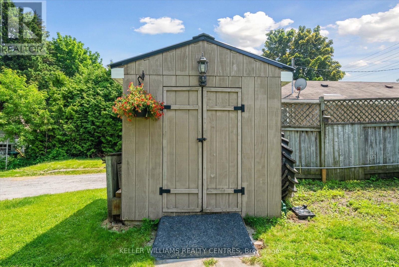 19277 Yonge Street, East Gwillimbury, Ontario  L9N 1L1 - Photo 30 - N12511502