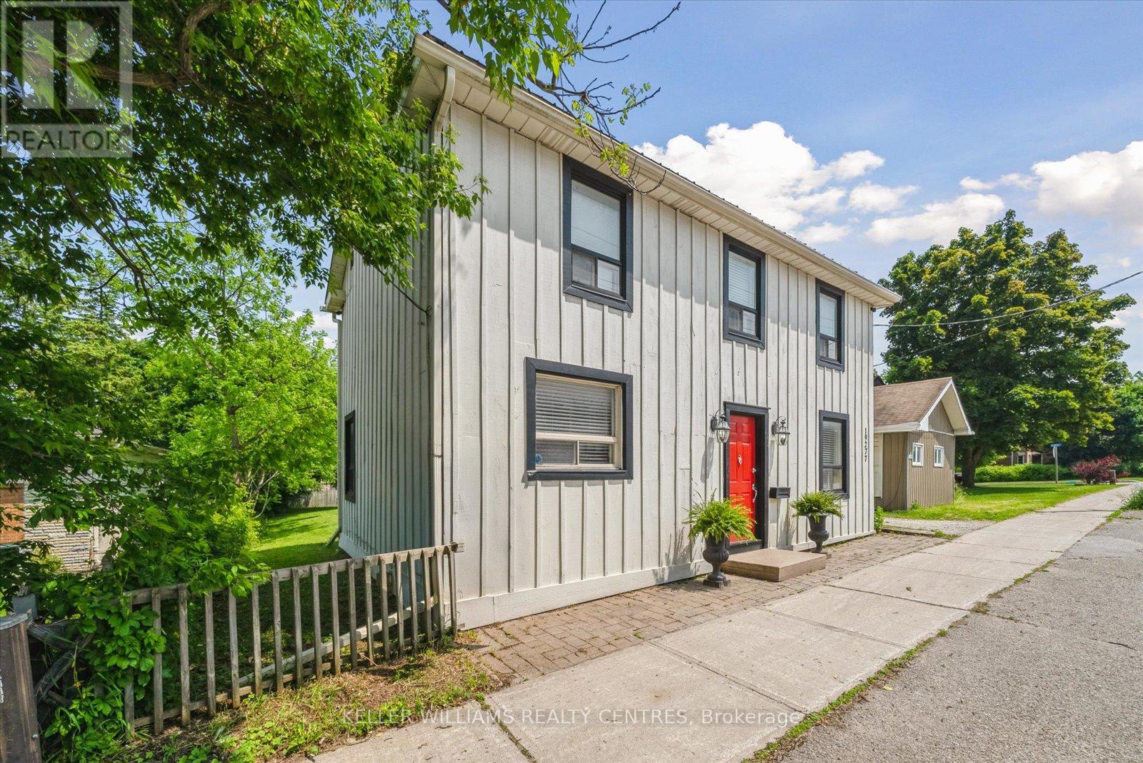 19277 Yonge Street, East Gwillimbury, Ontario  L9N 1L1 - Photo 4 - N12511502