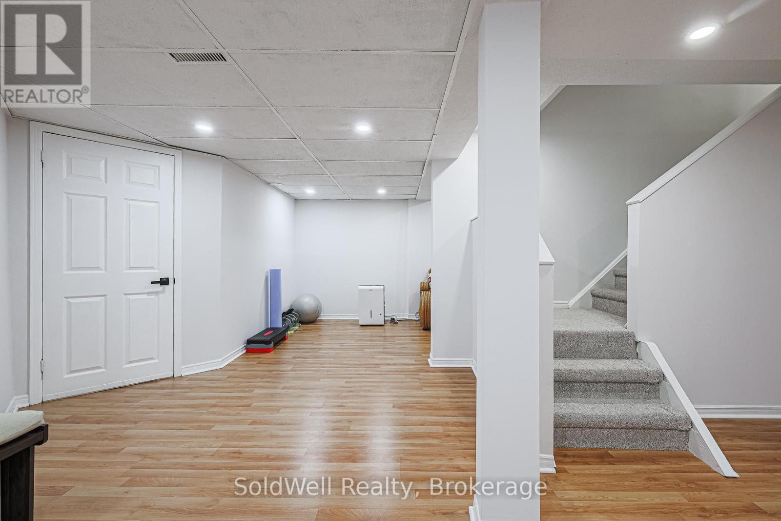 160 Charles Street, Vaughan, Ontario  L4J 3C7 - Photo 44 - N12511516