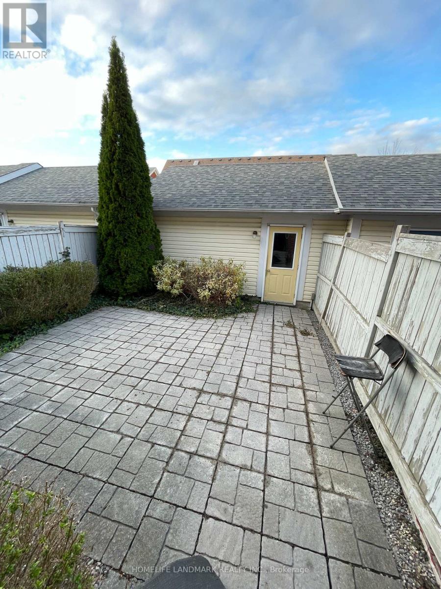 74 Bassett Avenue, Richmond Hill, Ontario  L4B 4G1 - Photo 19 - N12511608