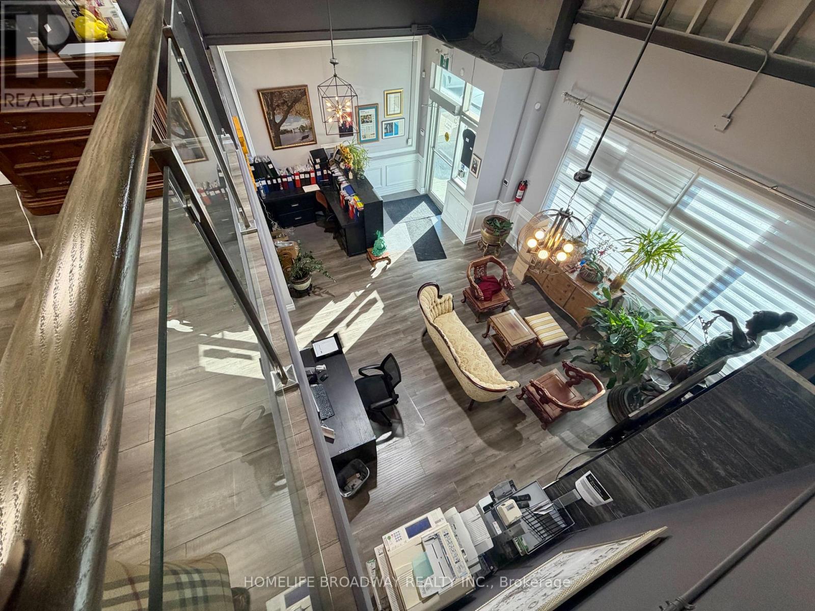 #25 - 60 Innovator Avenue, Whitchurch-Stouffville, Ontario  L4A 0Y2 - Photo 2 - N12511626