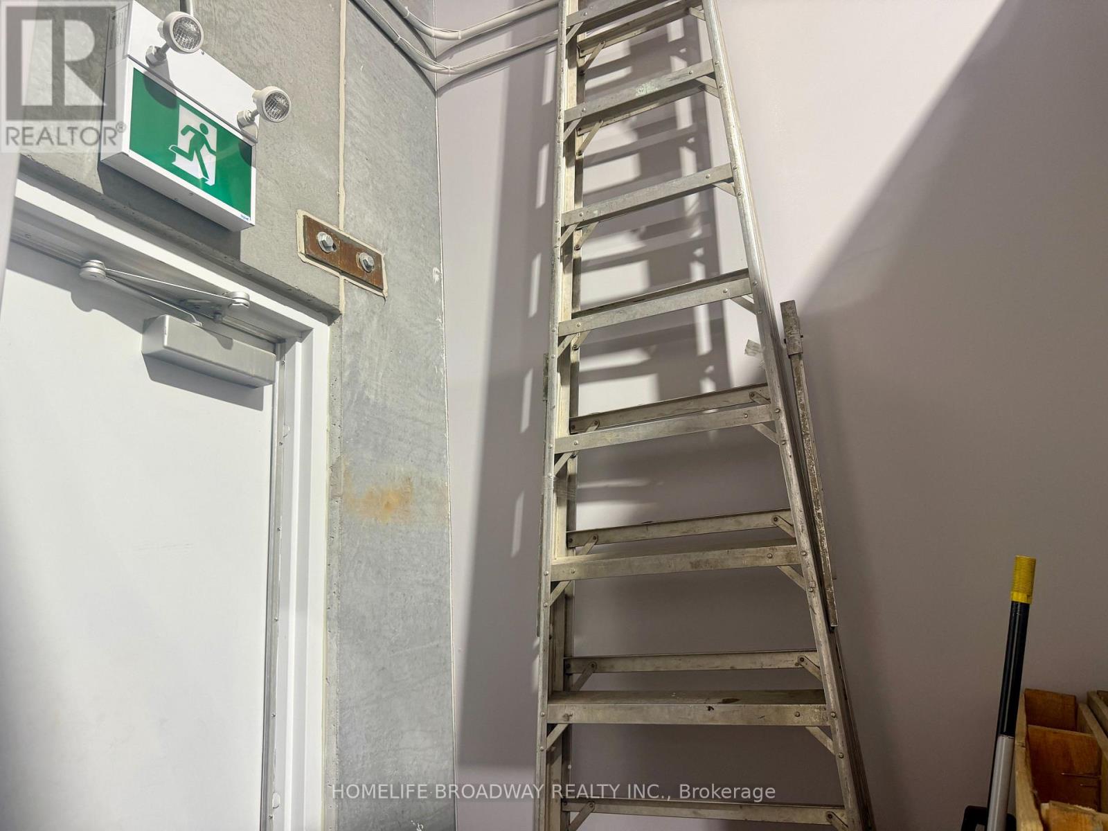 #25 - 60 Innovator Avenue, Whitchurch-Stouffville, Ontario  L4A 0Y2 - Photo 21 - N12511626