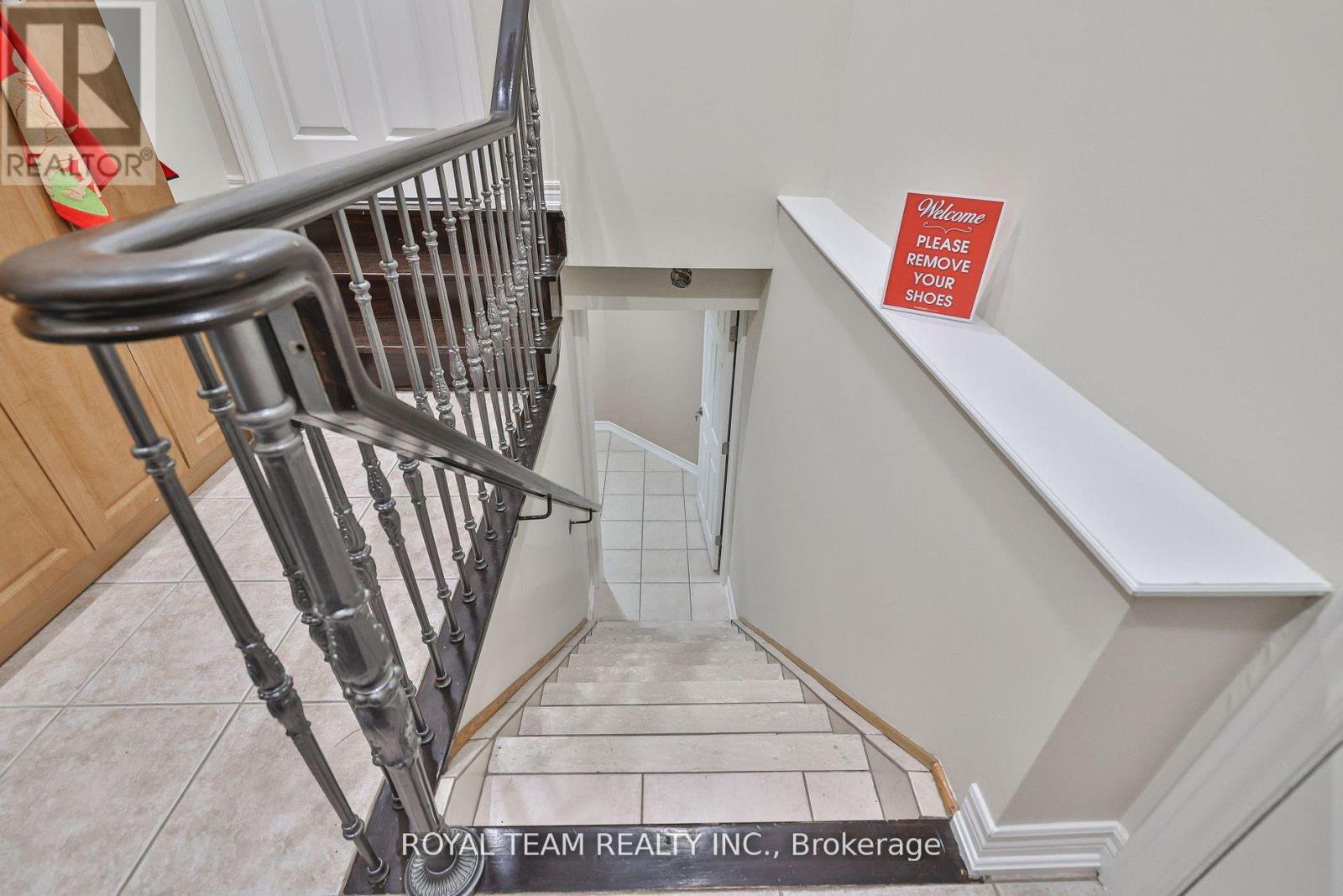 Lower - 62 Kingly Crest Way, Vaughan, Ontario  L4H 1M8 - Photo 2 - N12511634