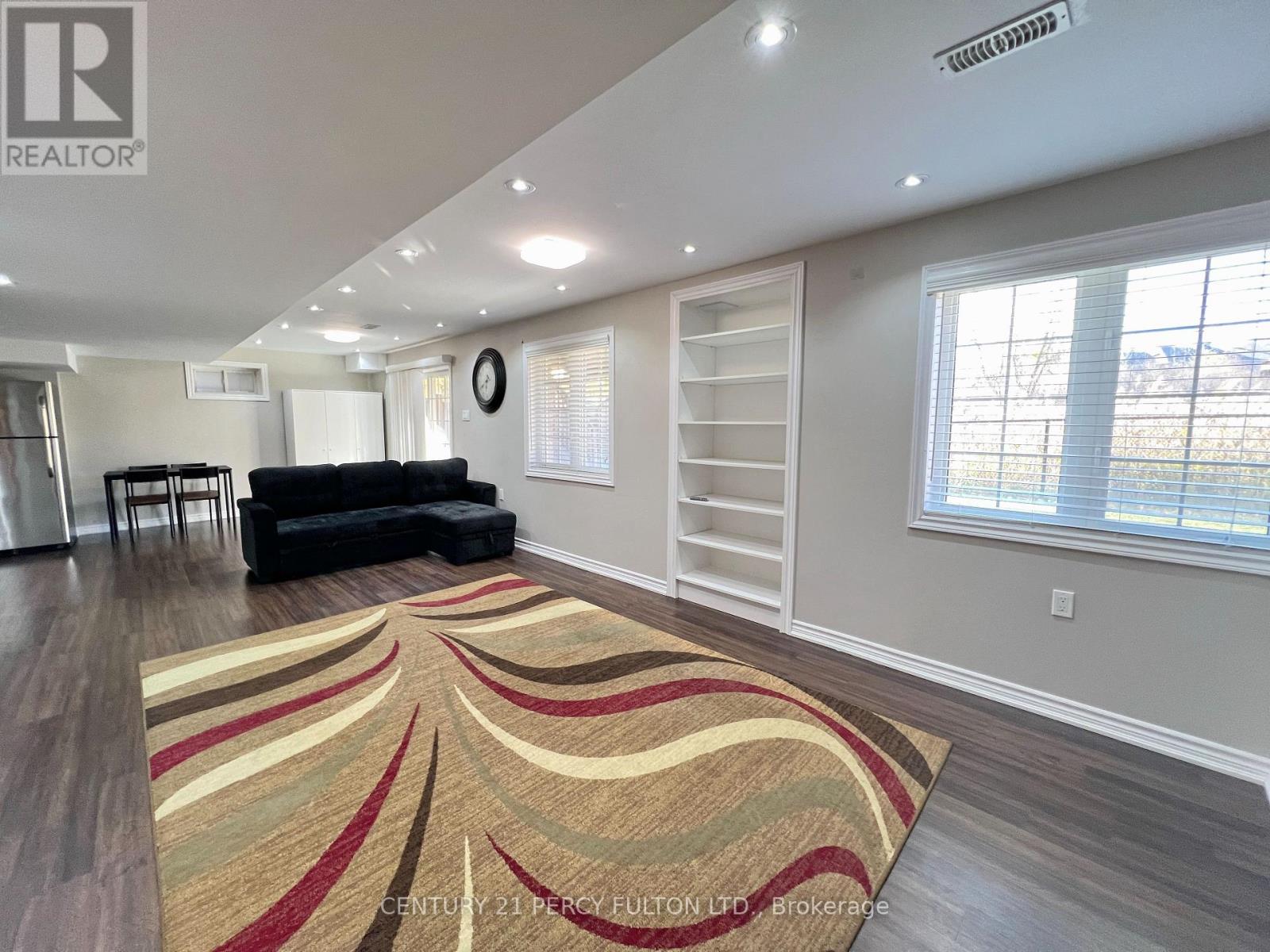 48 Bernbridge Road, Markham (Box Grove), Ontario  L6B 0S4 - Photo 9 - N12508444