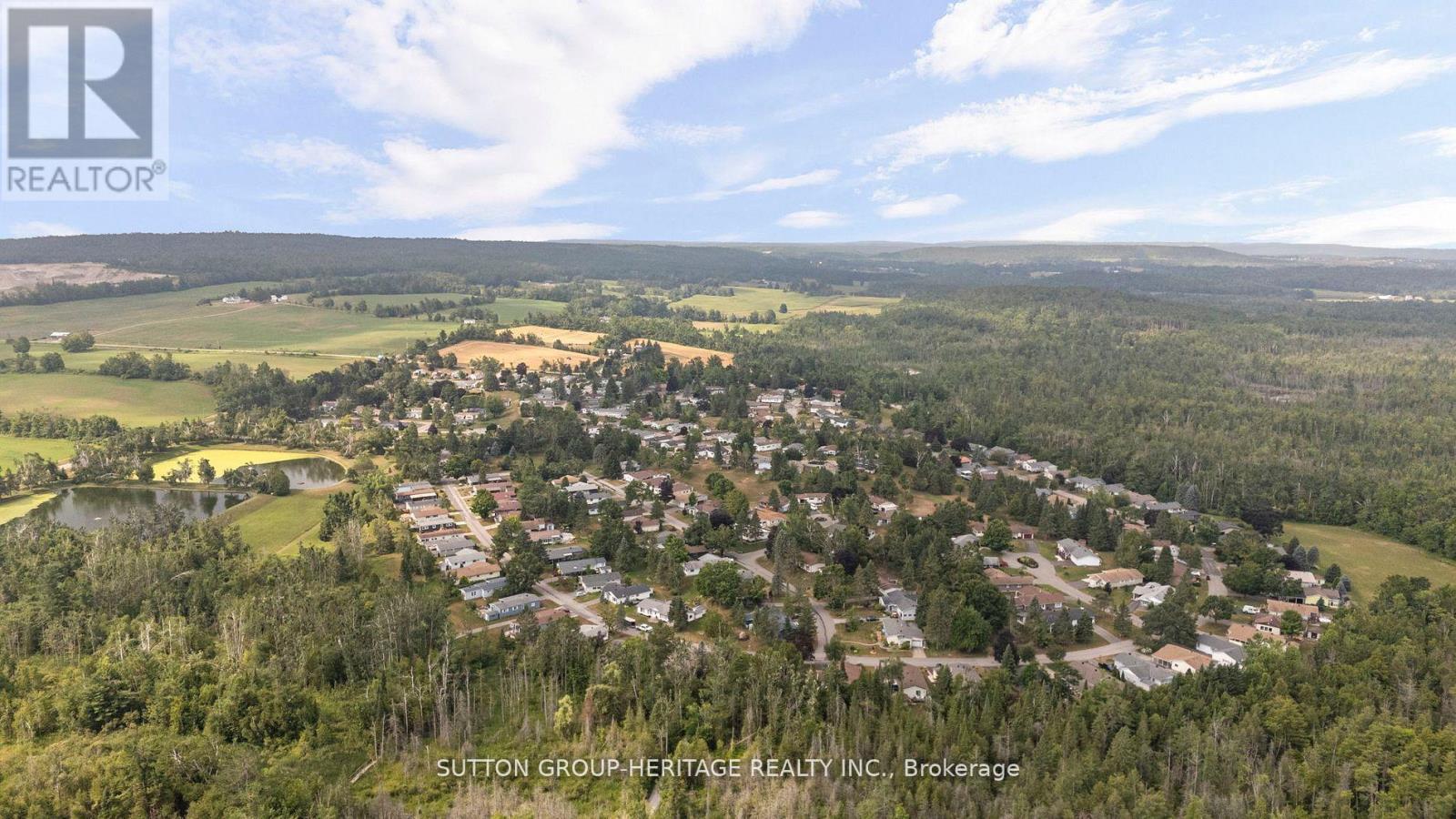 29 Cameron Drive, Oro-Medonte, Ontario  L0L 1T0 - Photo 32 - S12511328