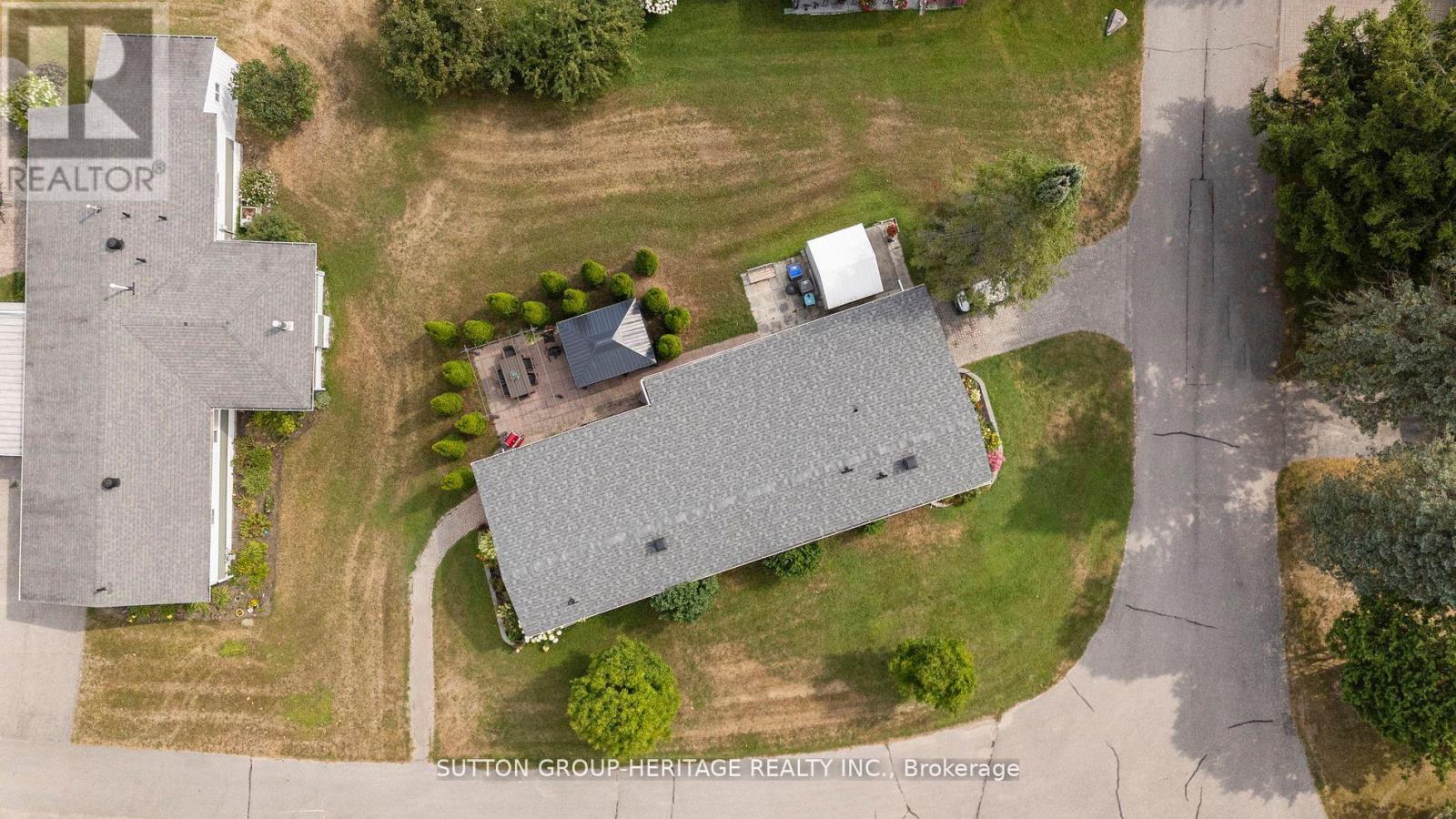 29 Cameron Drive, Oro-Medonte, Ontario  L0L 1T0 - Photo 4 - S12511328