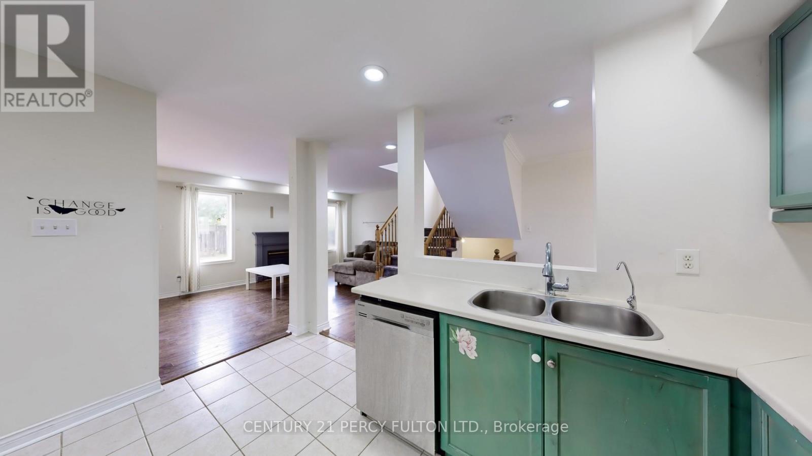 138 Tunbridge Road, Barrie (Georgian Drive), Ontario L4M 6T1 - Photo 14 - S12511402