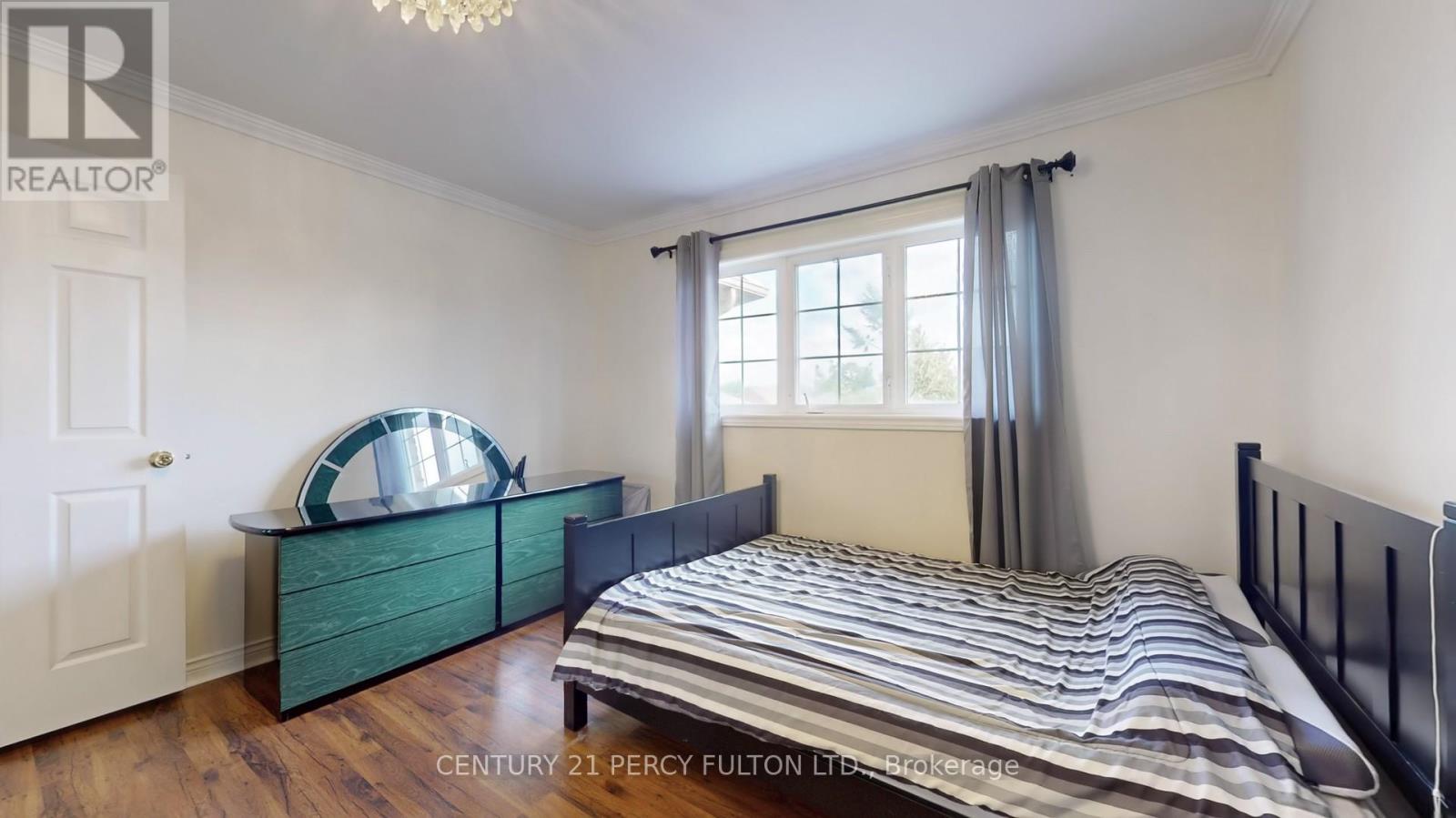 138 Tunbridge Road, Barrie (Georgian Drive), Ontario L4M 6T1 - Photo 24 - S12511402