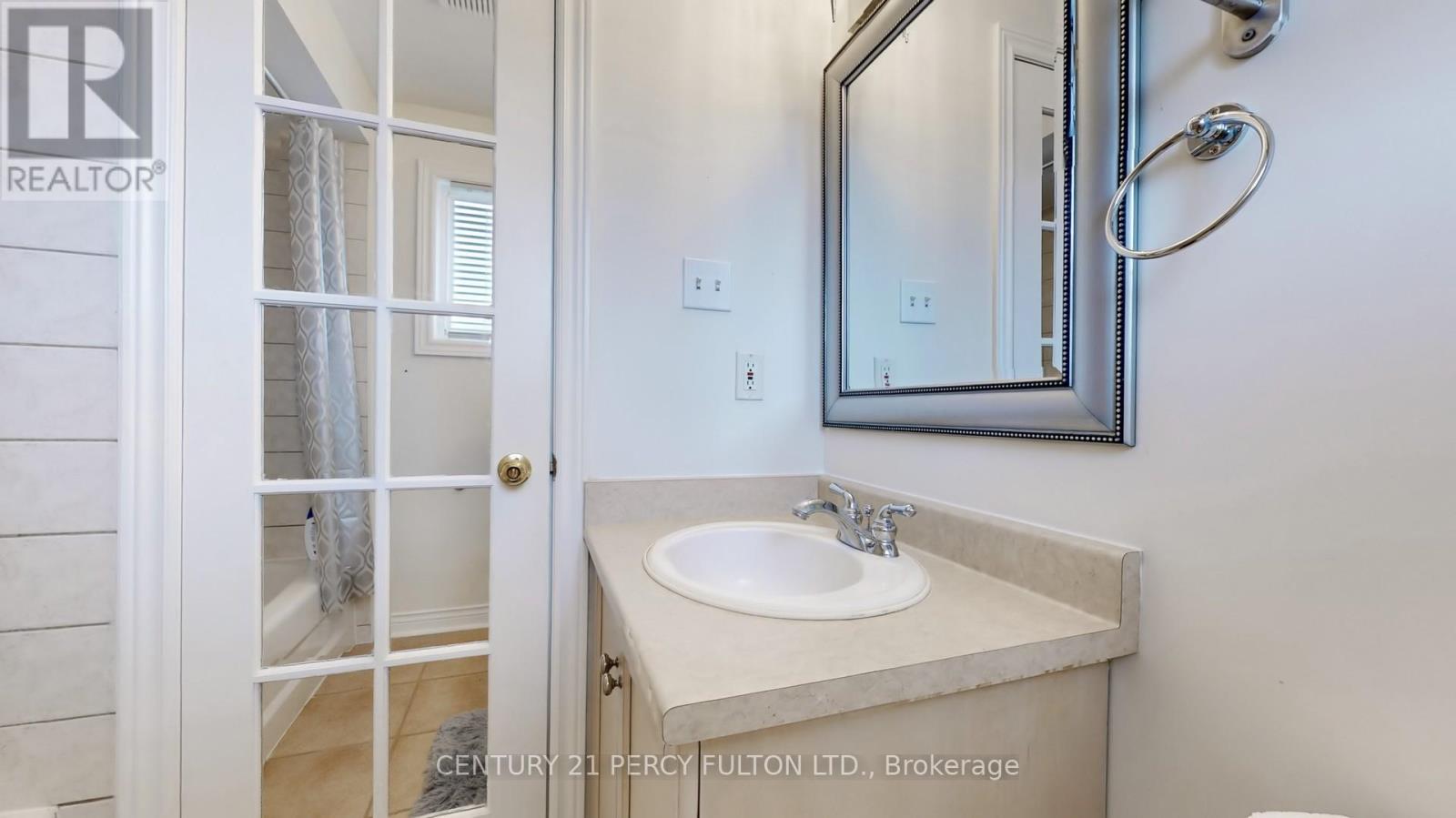 138 Tunbridge Road, Barrie (Georgian Drive), Ontario L4M 6T1 - Photo 26 - S12511402