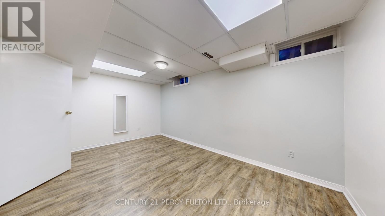 138 Tunbridge Road, Barrie (Georgian Drive), Ontario L4M 6T1 - Photo 41 - S12511402