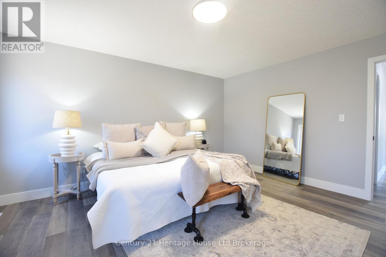 303 Simcoe Street, Woodstock (Woodstock - South), Ontario  N4S 1J1 - Photo 21 - X12511692