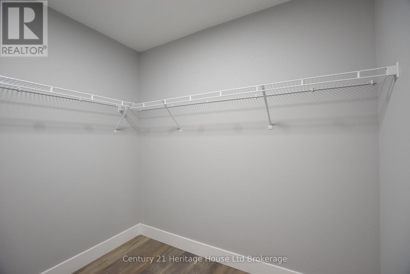 303 Simcoe Street, Woodstock (Woodstock - South), Ontario  N4S 1J1 - Photo 23 - X12511692