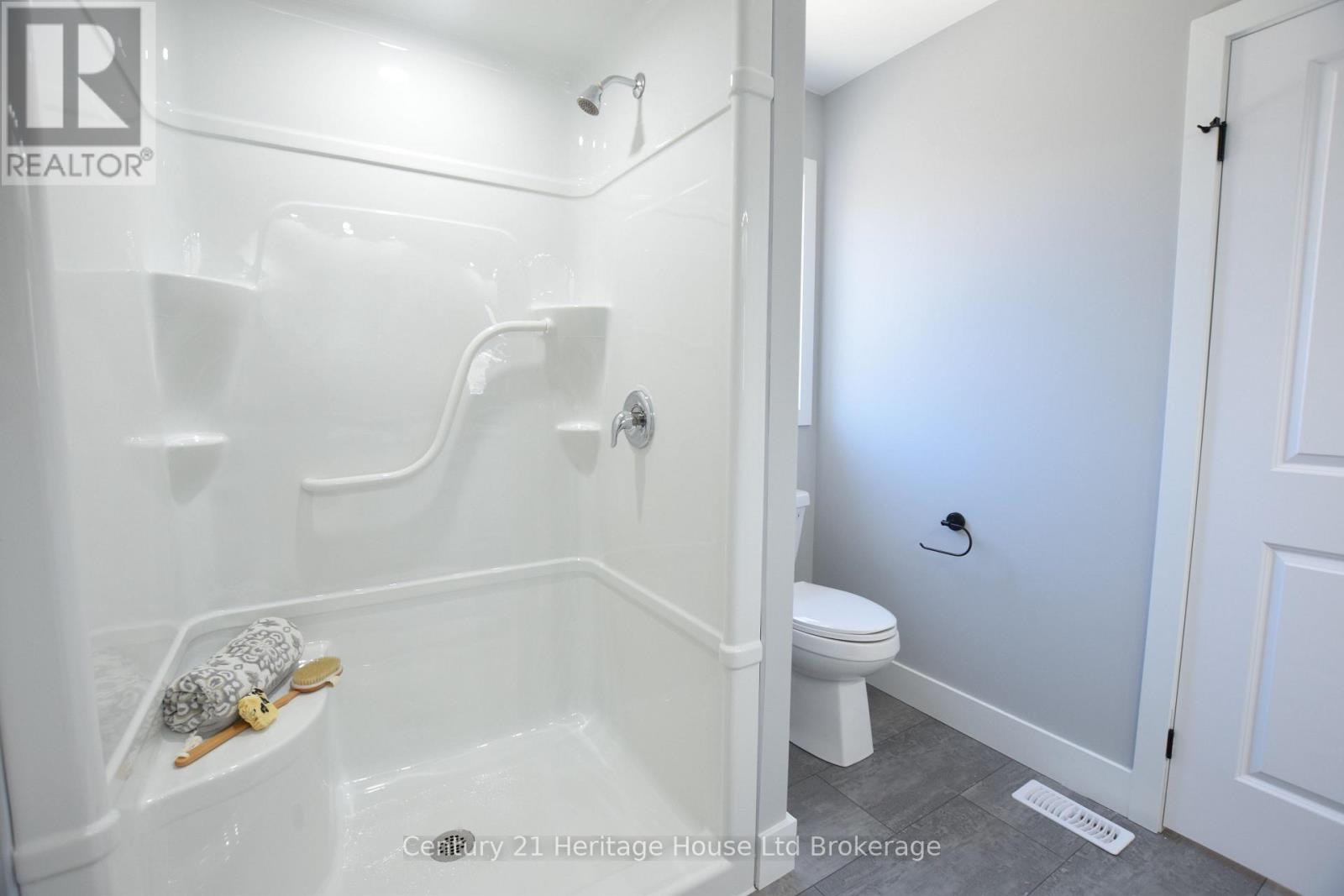 303 Simcoe Street, Woodstock (Woodstock - South), Ontario  N4S 1J1 - Photo 27 - X12511692