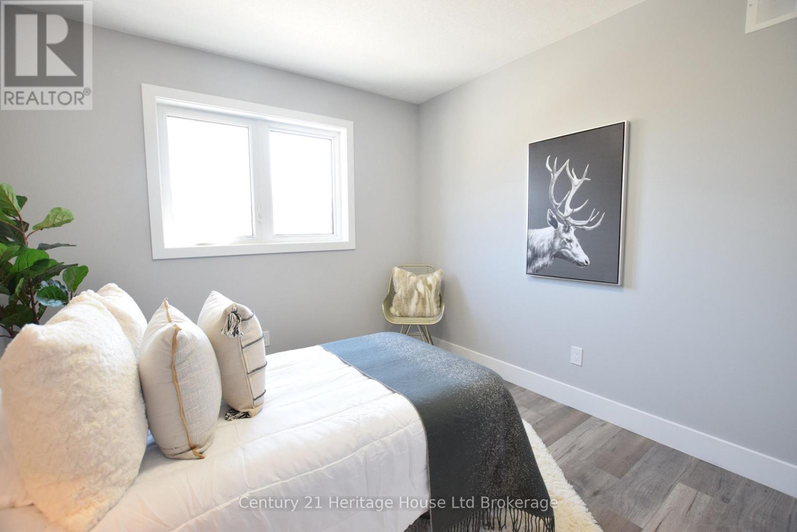 303 Simcoe Street, Woodstock (Woodstock - South), Ontario  N4S 1J1 - Photo 30 - X12511692