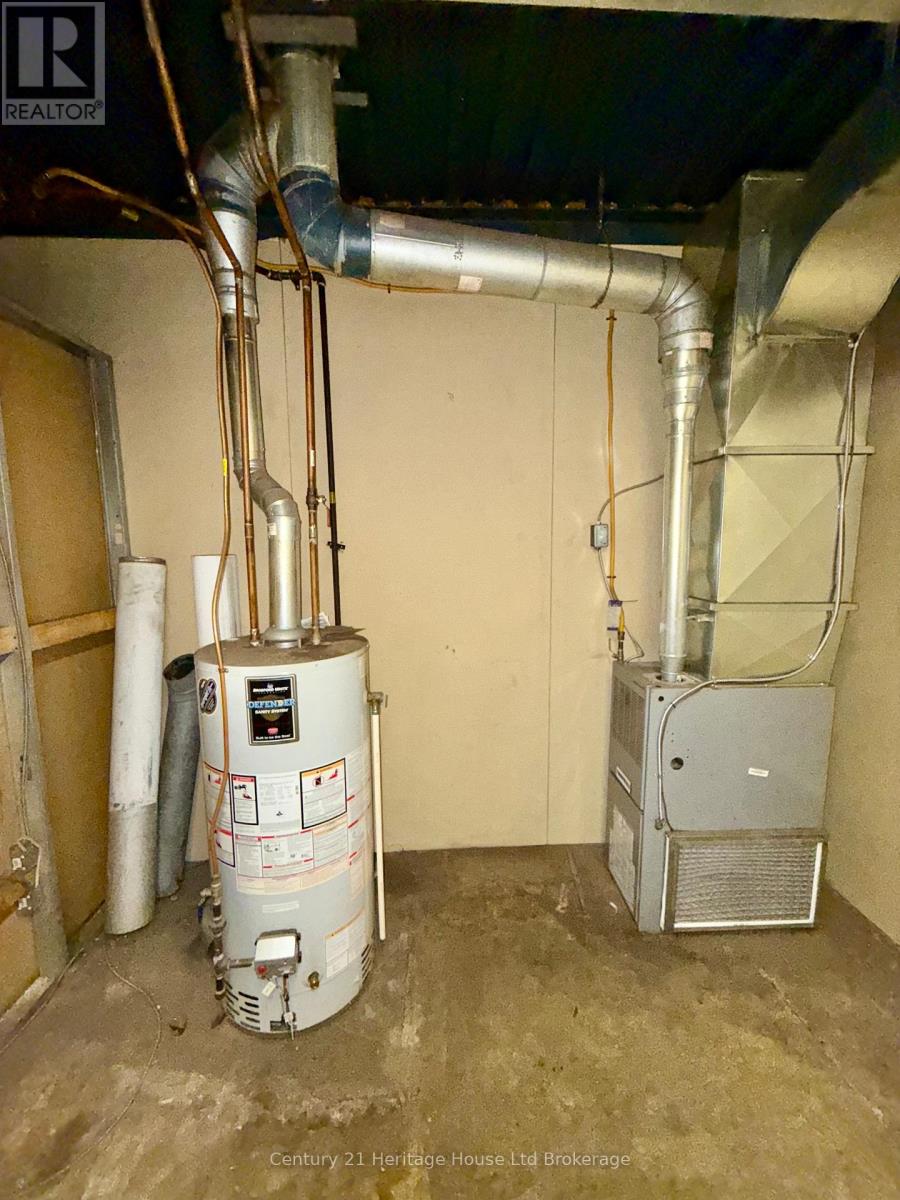 303 Simcoe Street, Woodstock (Woodstock - South), Ontario  N4S 1J1 - Photo 43 - X12511692