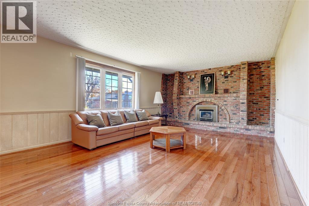 2036 Lesperance Road, Tecumseh, Ontario  N8N 2N4 - Photo 21 - 25028055