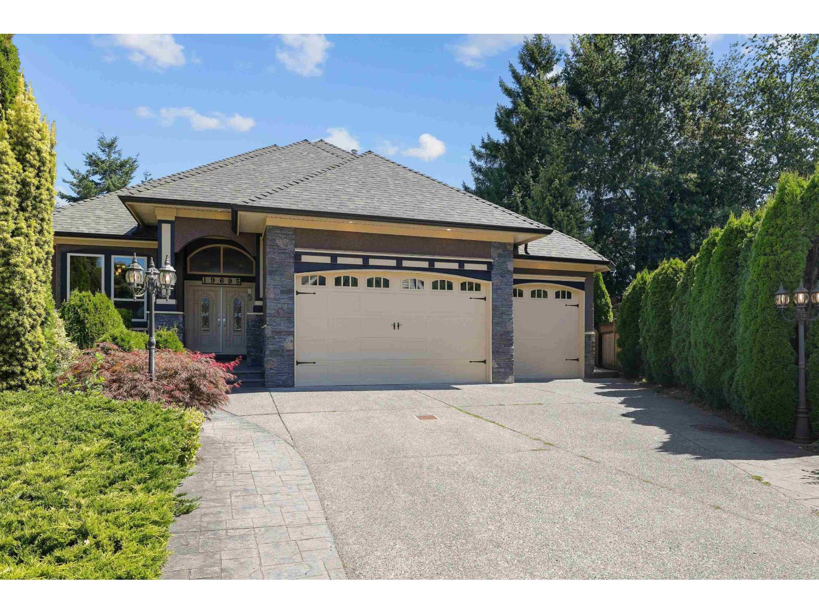 19695 71 AVENUE, Surrey, British Columbia