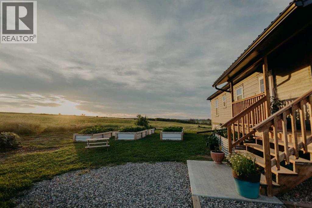 16, 30480 Range Road 12, Rural Mountain View County, Alberta  T0M 0N0 - Photo 7 - A2240777