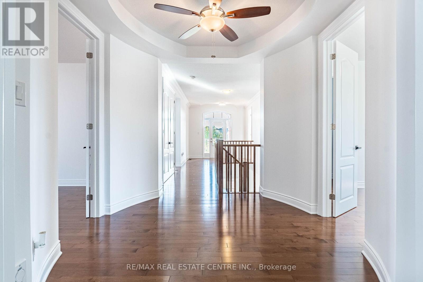 931 Syndenham Lane, Milton, Ontario L9T 8J4 - Photo 31 - W12511342