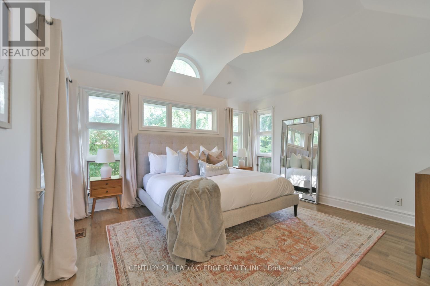 1 Romney Road, Toronto, Ontario M9A 4E9 - Photo 23 - W12511406