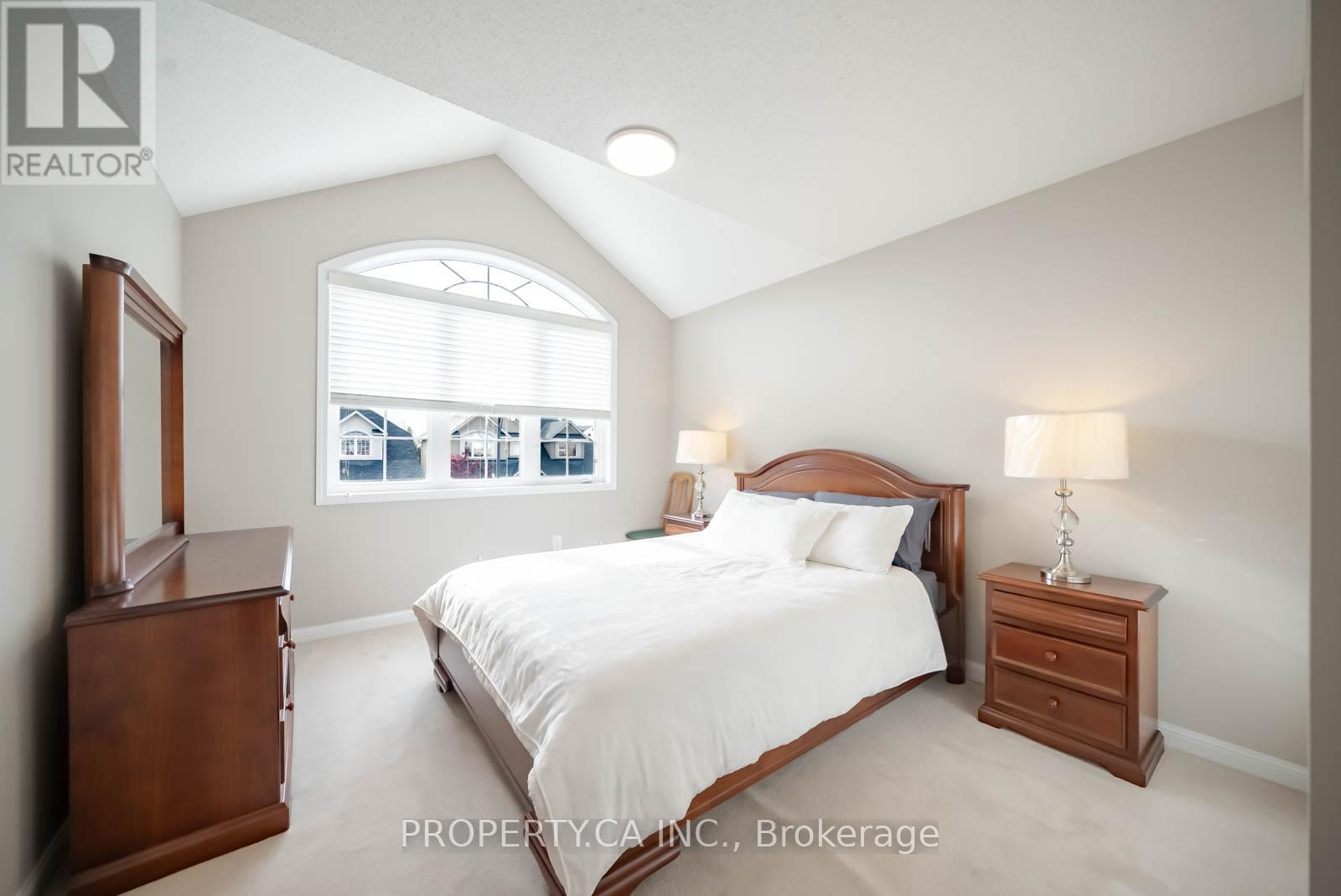 725 Reece Court, Milton, Ontario  L9T 0X4 - Photo 35 - W12511420