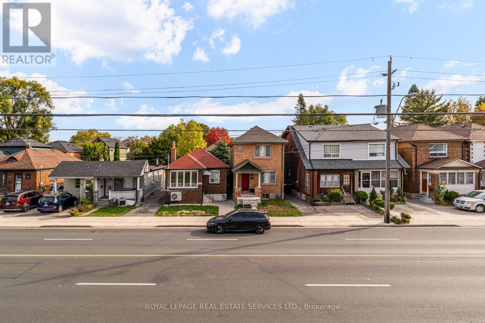 492 Jane Street, Toronto, Ontario M6S 4A2 - Photo 19 - W12511424