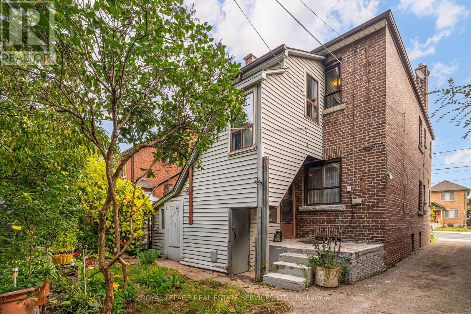 492 Jane Street, Toronto, Ontario M6S 4A2 - Photo 30 - W12511424