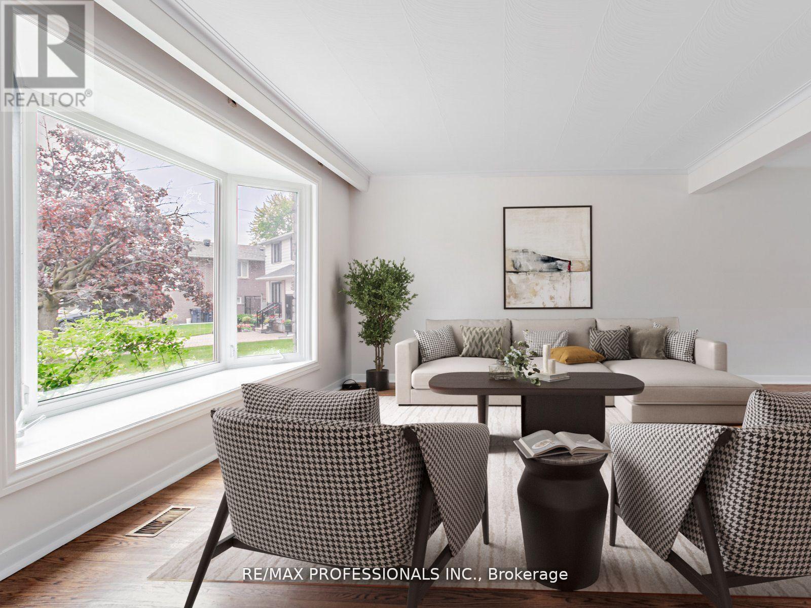 275 Jeffcoat Drive, Toronto, Ontario M9W 3E4 - Photo 2 - W12511460