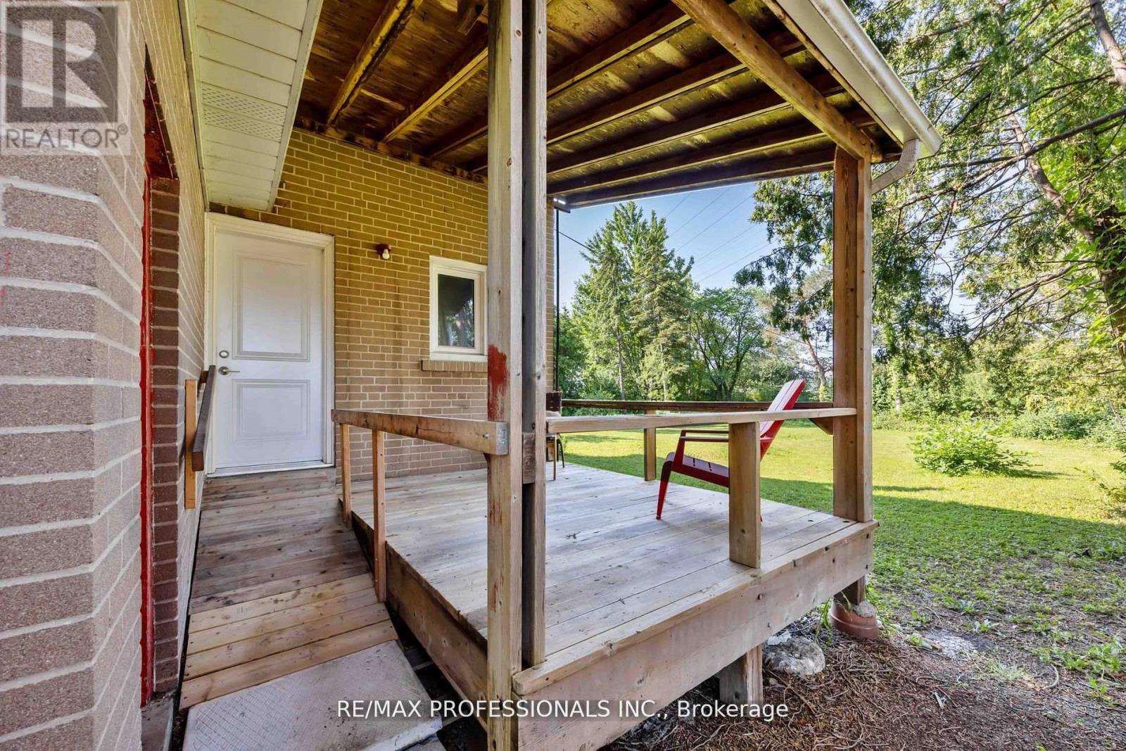 275 Jeffcoat Drive, Toronto, Ontario M9W 3E4 - Photo 20 - W12511460