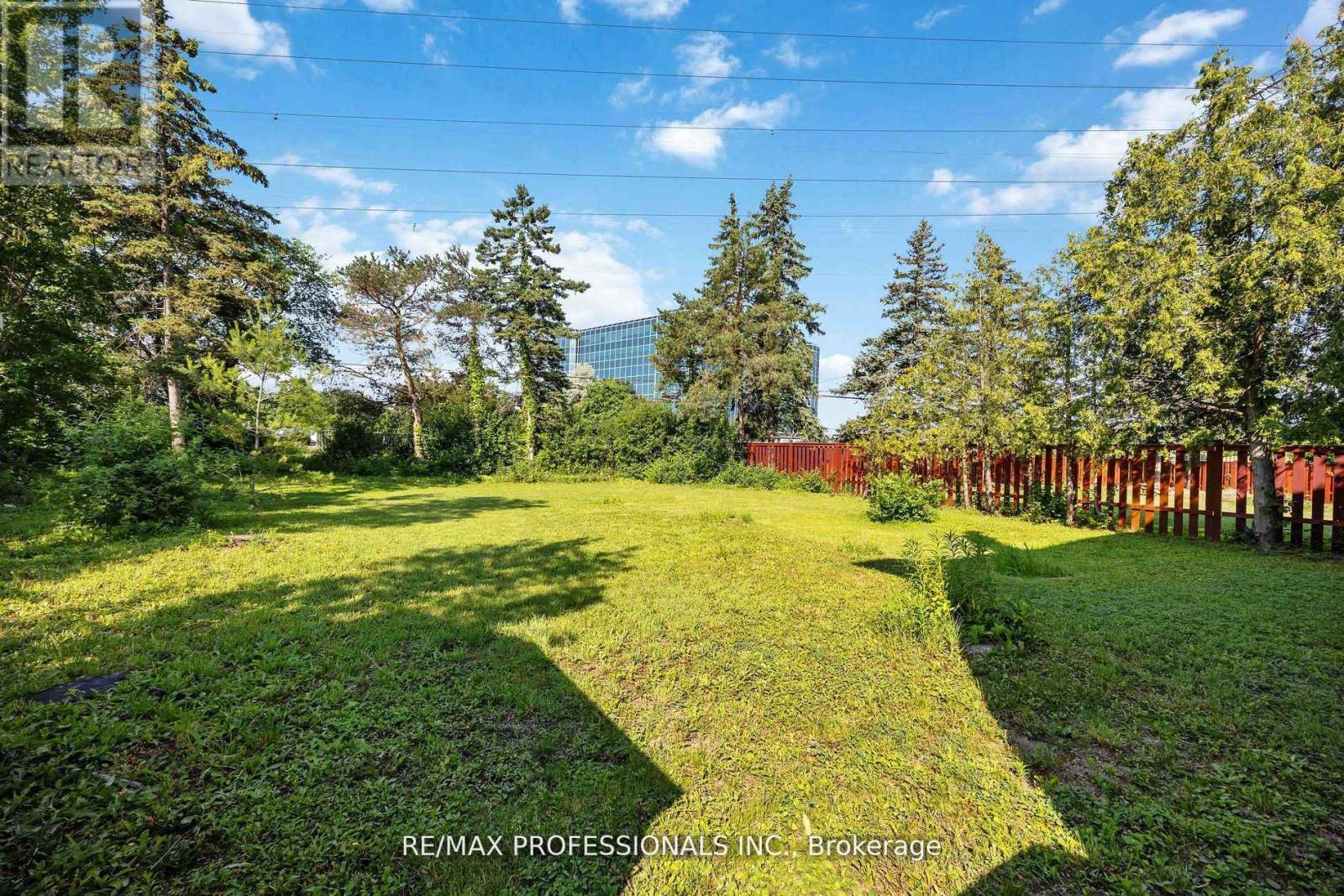 275 Jeffcoat Drive, Toronto, Ontario M9W 3E4 - Photo 22 - W12511460