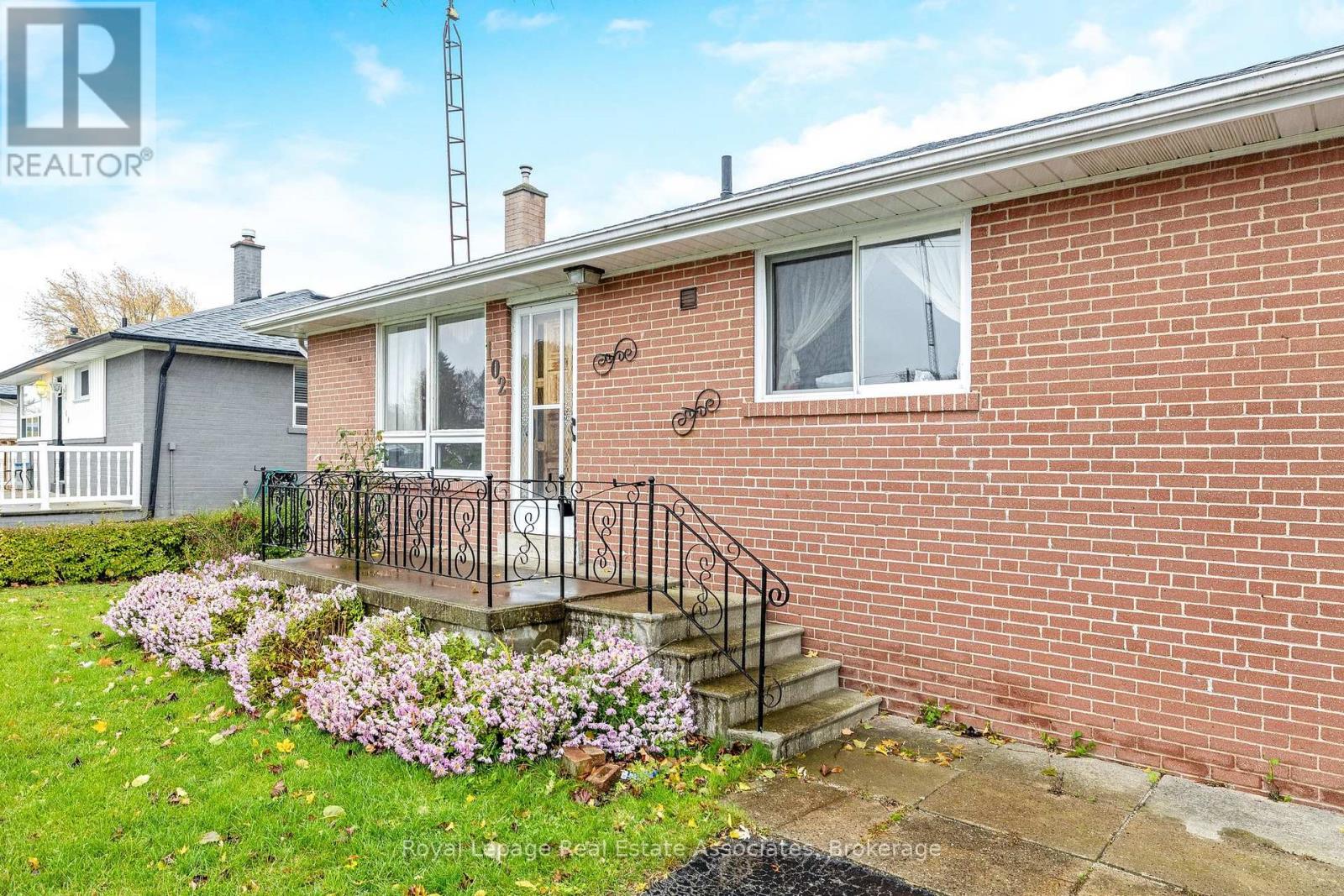 Property at 102 LONGFIELD ROAD image 3