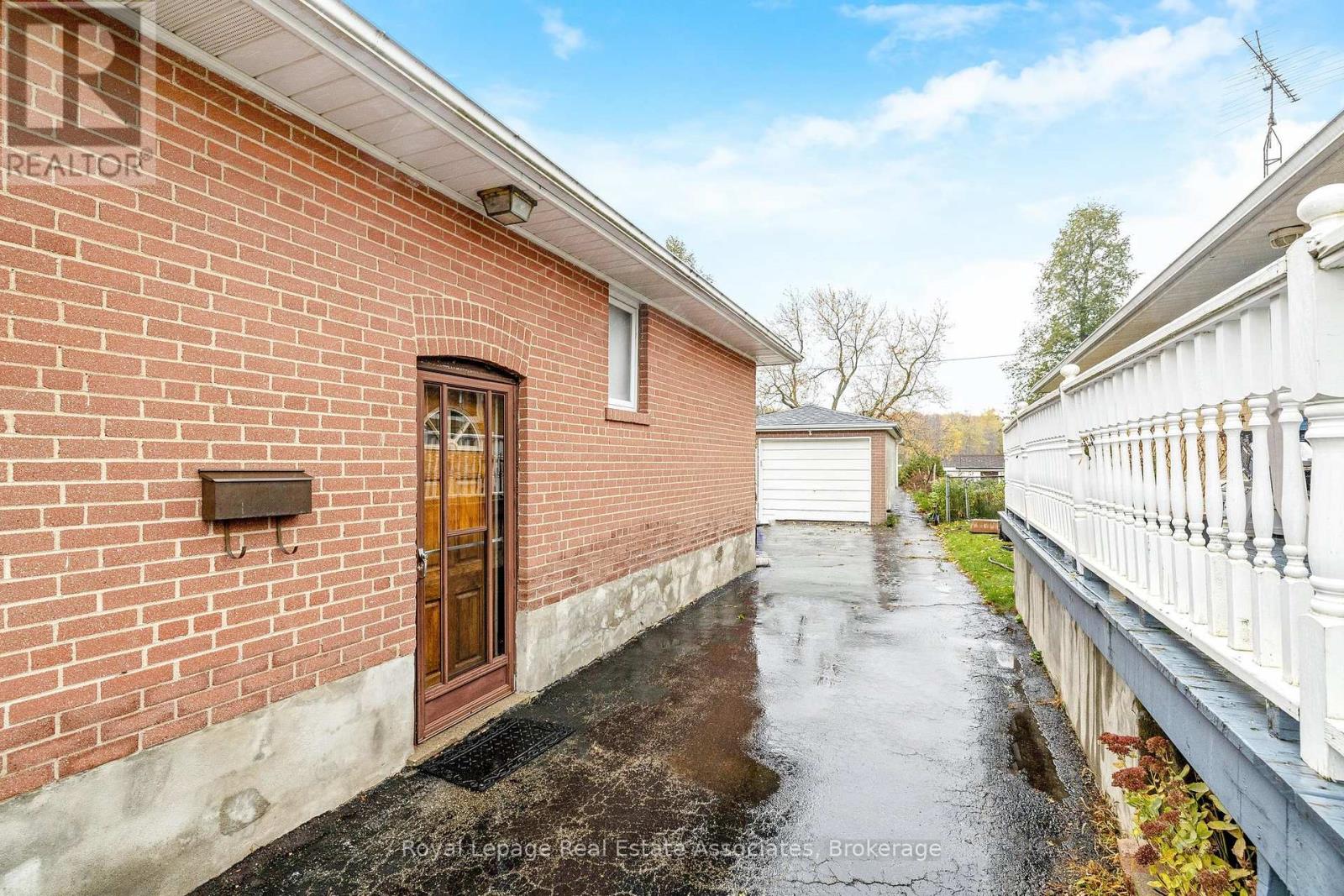 Property at 102 LONGFIELD ROAD image 4