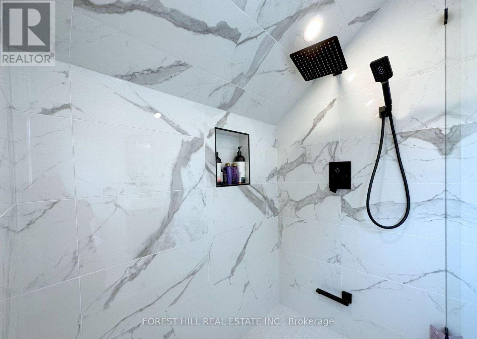 217 Van Dusen Boulevard, Toronto, Ontario  M8Z 3H7 - Photo 25 - W12511486